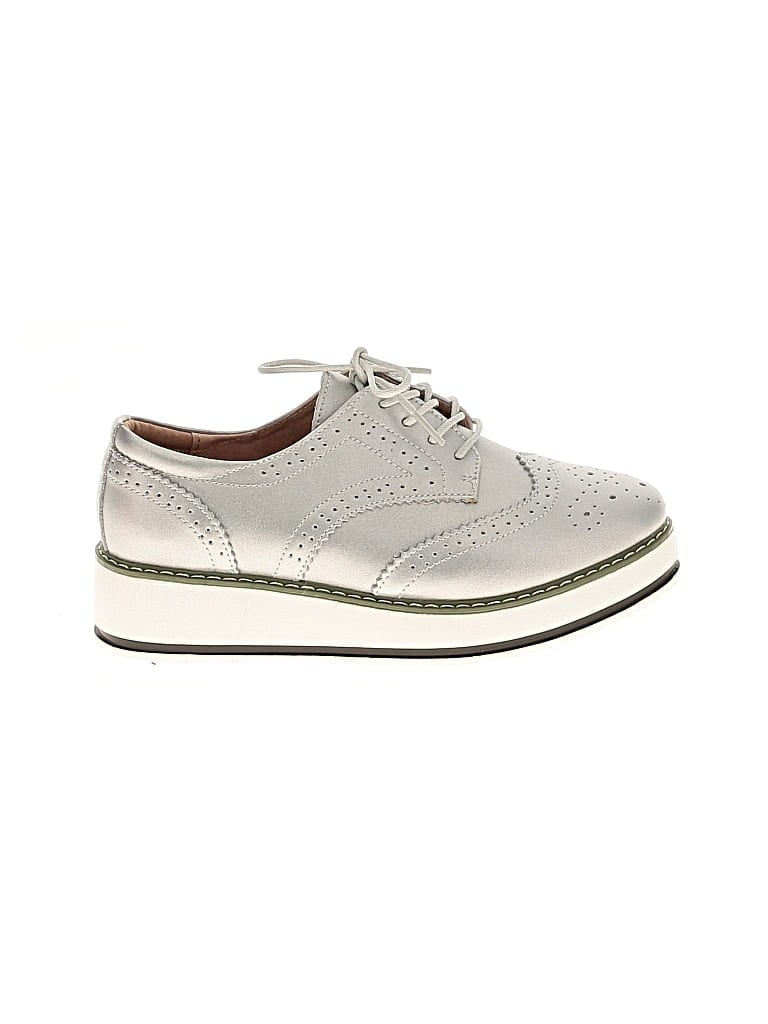 Pre-owned Fashion Sneakers In Silver