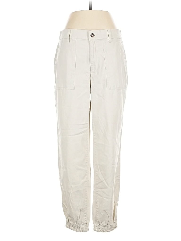 Click to view more detailed imagery on our partner's website Pre-owned Gap Casual Pants In White