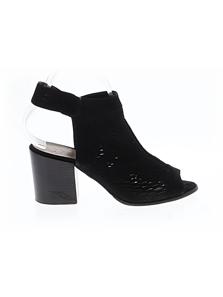 Pre-owned Vince Camuto Ankle Boots In Black