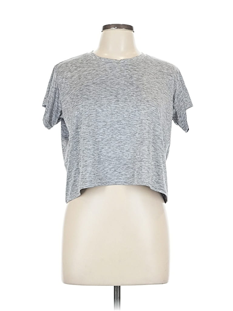 Pre-owned Real Essentials Short Sleeve T-shirt In Gray