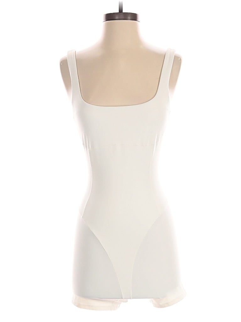 Pre-owned Fabletics Romper In White