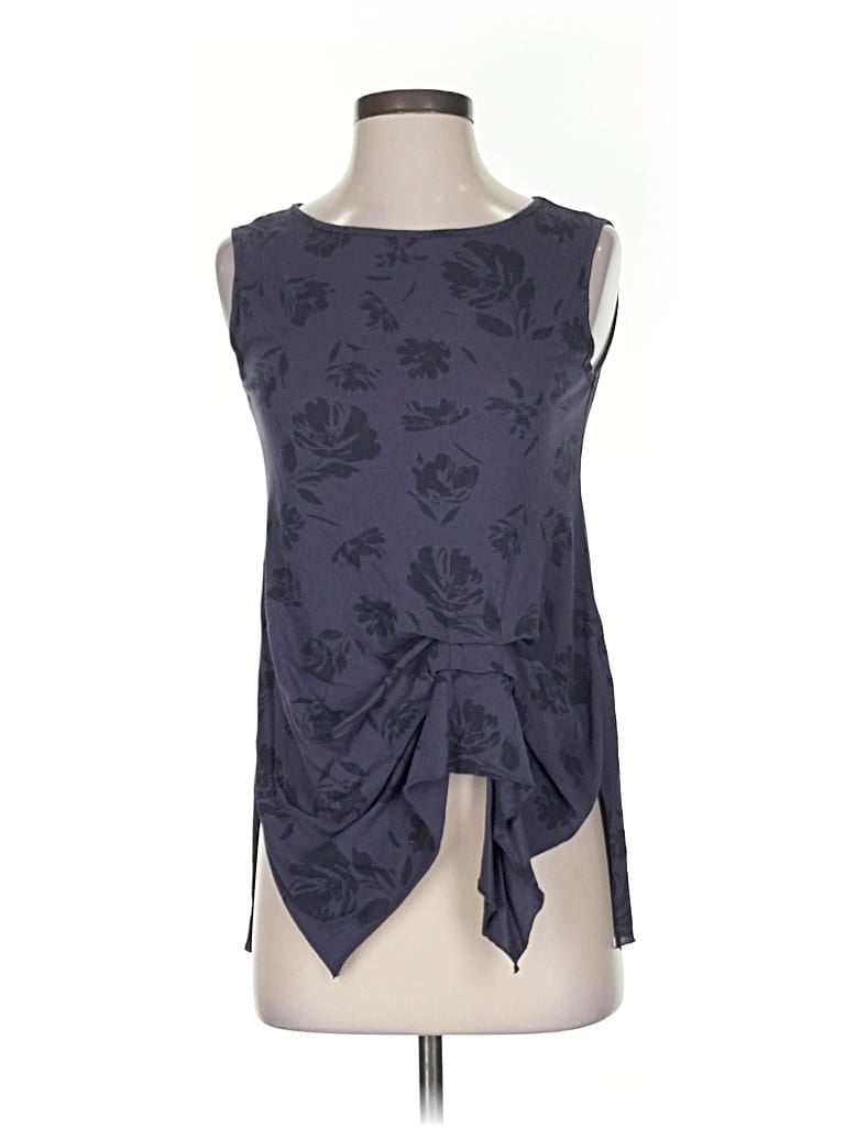 T.la Sleeveless T-shirt In Gray