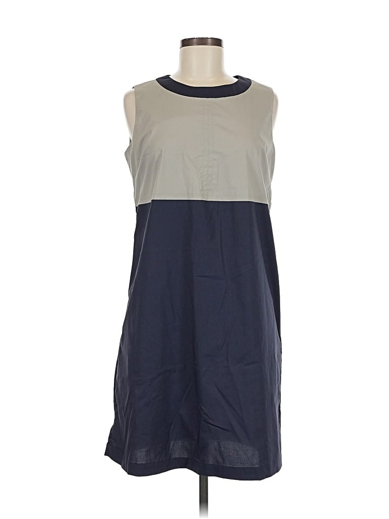 Click to view more detailed imagery on our partner's website Pre-owned Uniqlo Casual Dress In Blue