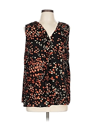 Tres Jolie Sleeveless Blouse (view 1)