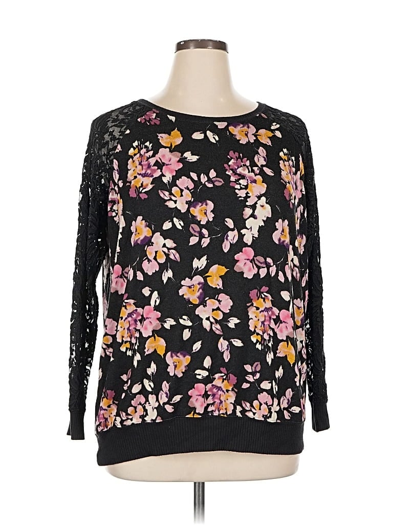 Pre-owned Torrid Pullover Sweater In Black