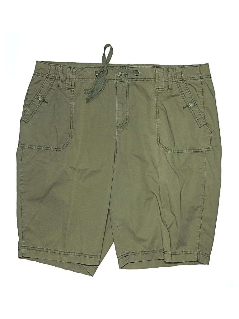 Pre-owned St. John's Bay Cargo Shorts In Green