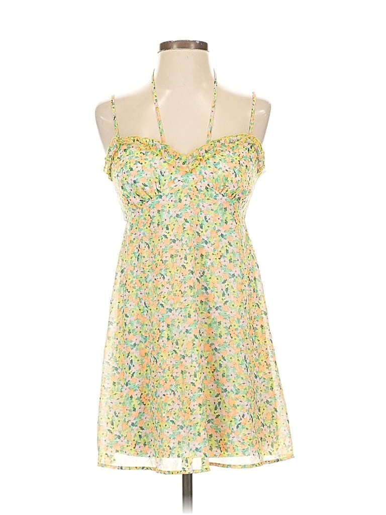 Pre-owned Wild Fable Casual Dress In Yellow