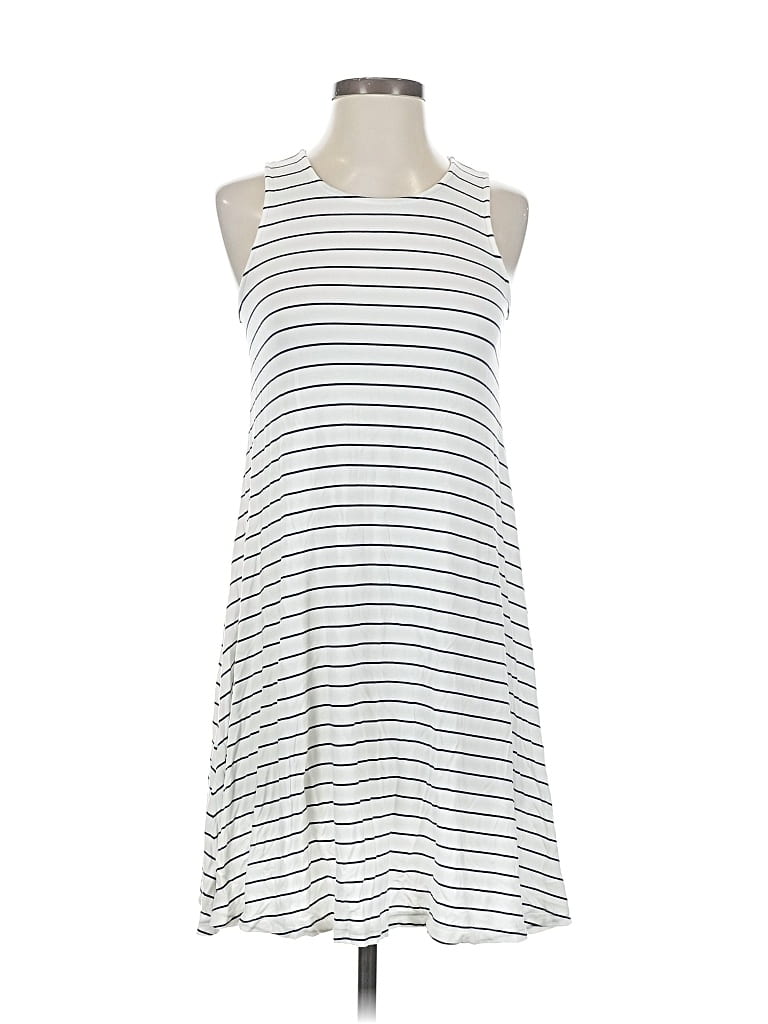 OLD NAVY Pre-owned Casual Dress In White
