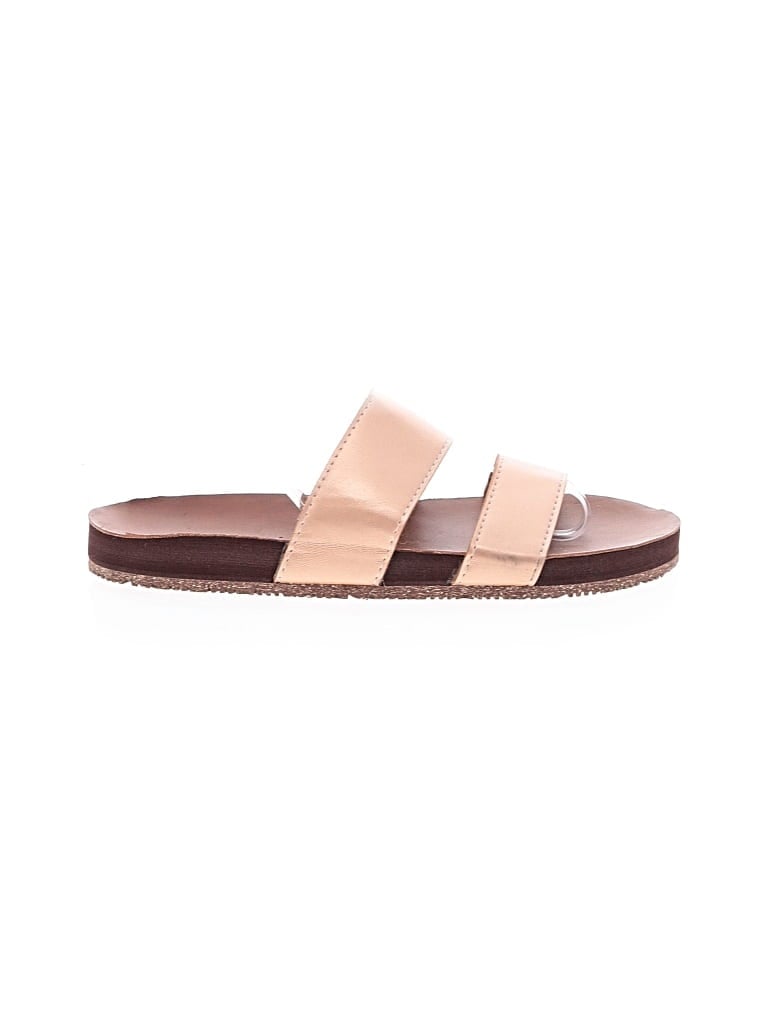 Pre-owned Feelgoodz Sandals In Gold