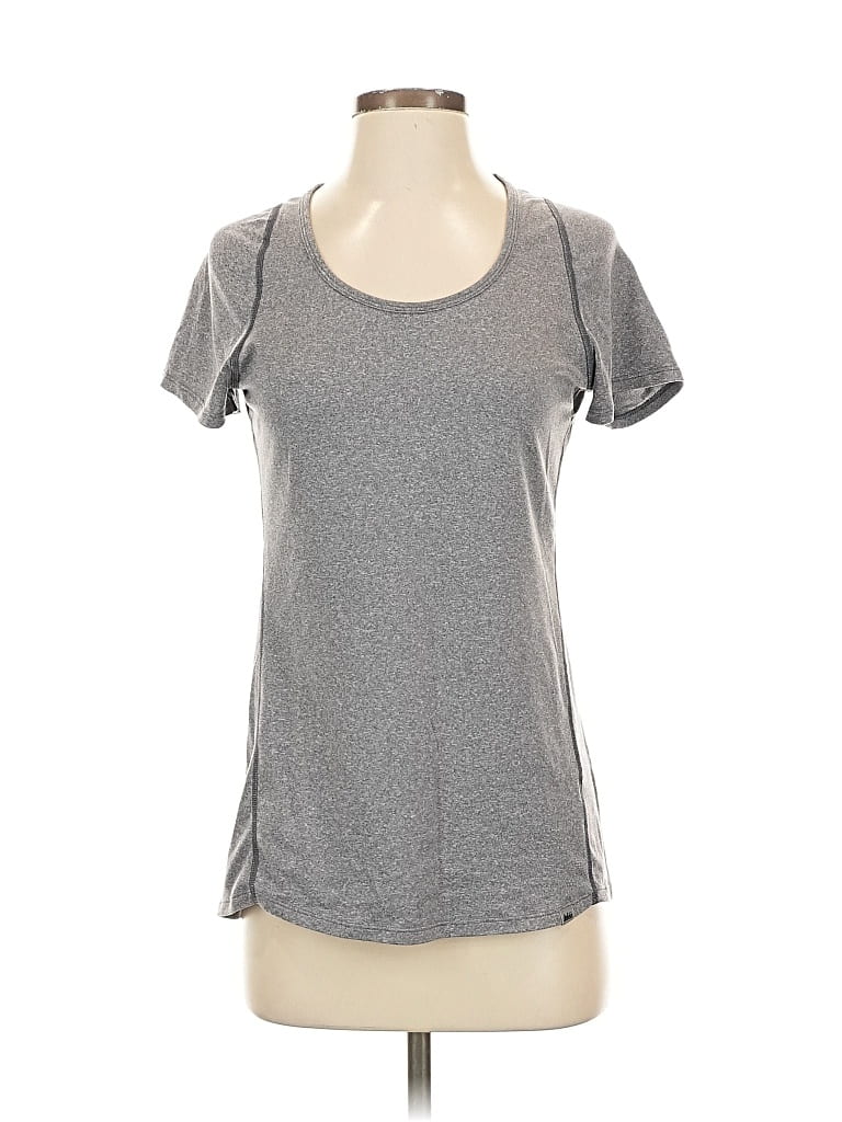 Pre-owned Rei Active T-shirt In Gray
