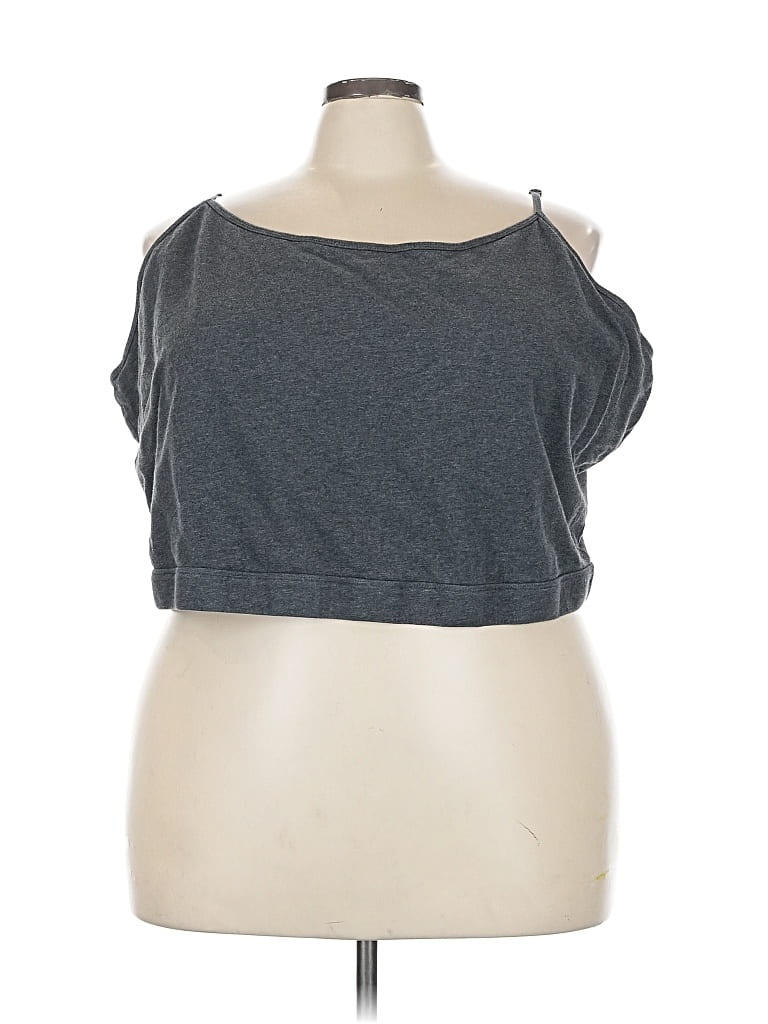Pre-owned Torrid Short Sleeve T-shirt In Gray