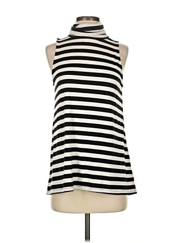 Cupcakes & Cashmere Casual Dress (view 1)