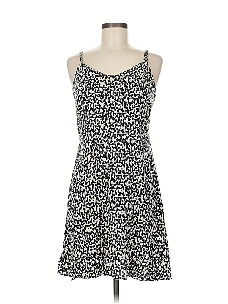 Pre-owned Old Navy Casual Dress In Black