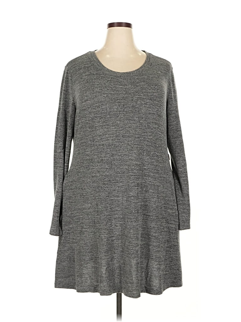 Pre-owned Ofeefan Long Sleeve Top Gray Crew Neck Tops