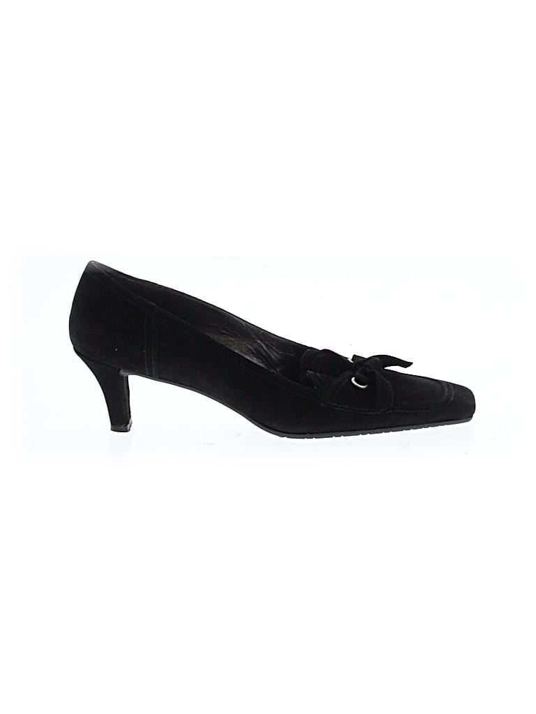 Pre-owned Stuart Weitzman Heels In Black