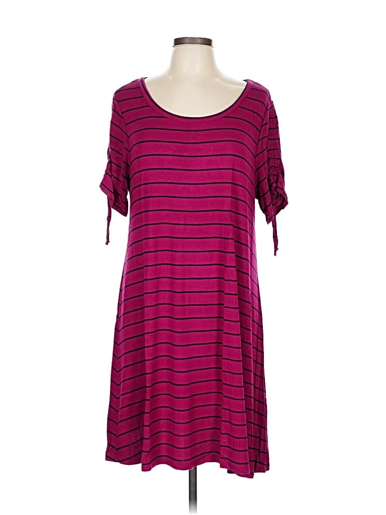 Pre-owned 24/7 Maurices Casual Dress In Burgundy