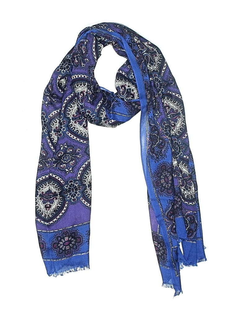 UNBRANDED Pre-owned Scarf In Blue