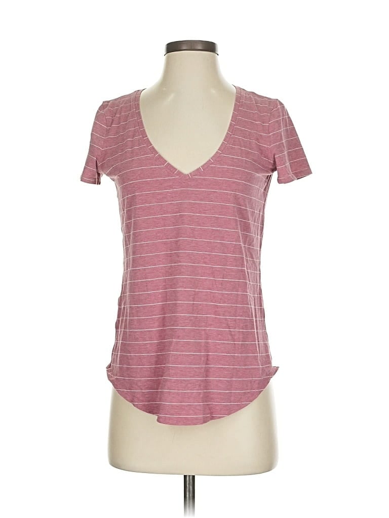 Pre-owned Lululemon Athletica Short Sleeve T-shirt In Pink