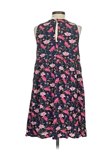 Old Navy Casual Dress (view 2)