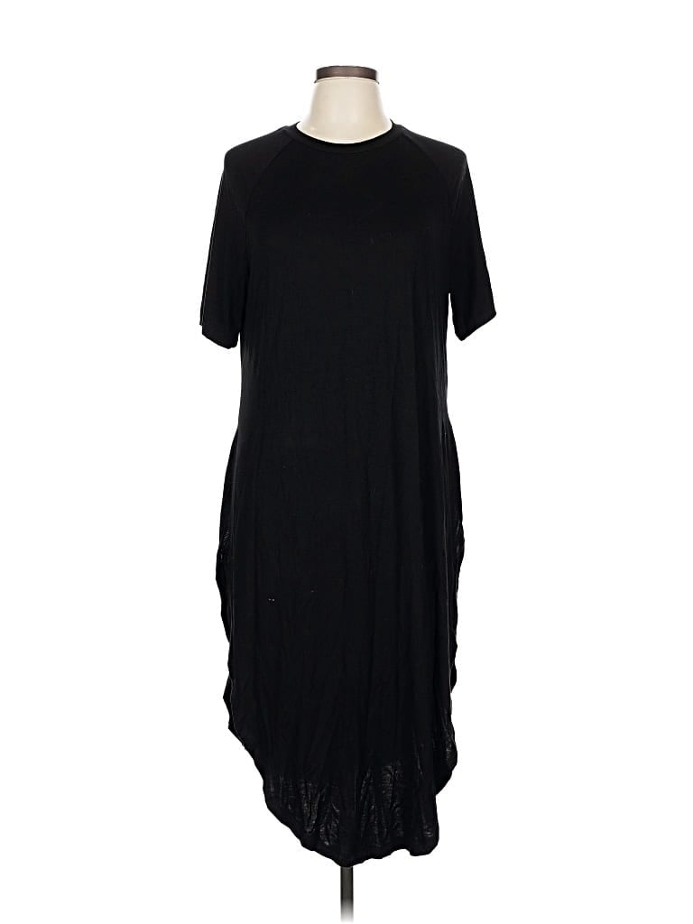 Pre-owned Shein Curve Short Sleeve T-shirt In Black