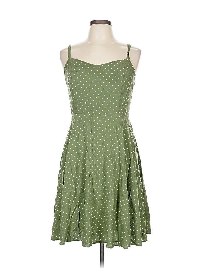 Pre-owned Old Navy Casual Dress In Green
