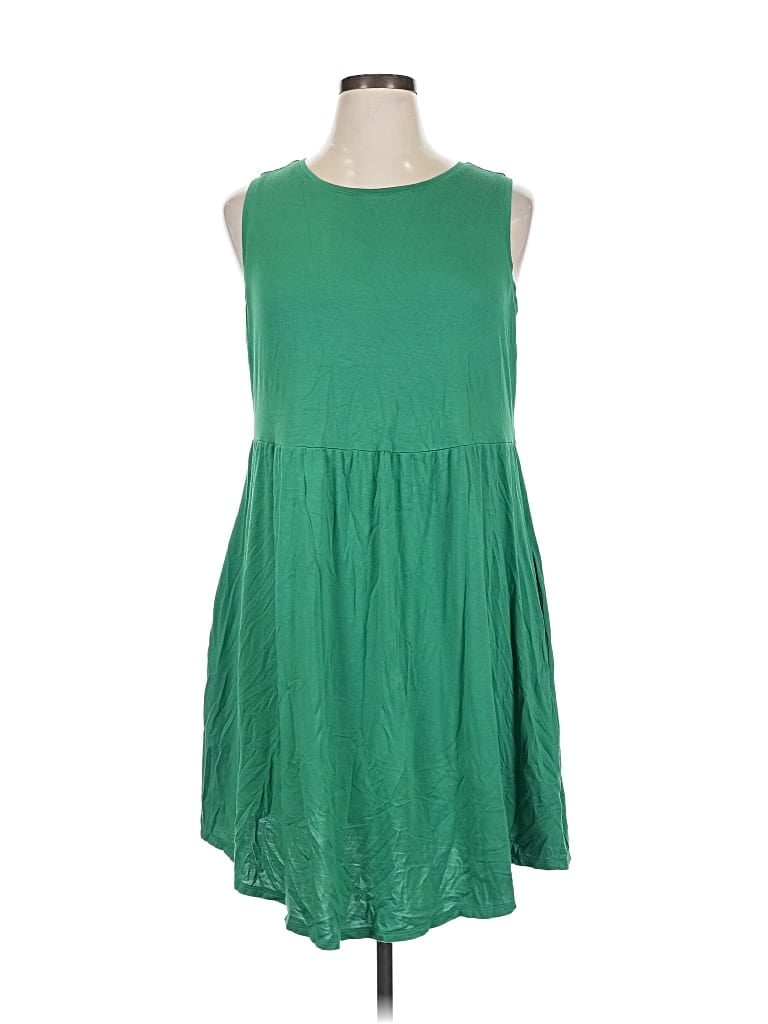 Pre-owned 24/7 Maurices Casual Dress In Green