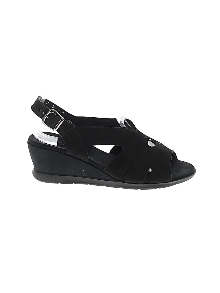 Pre-owned Munro American Wedges In Black