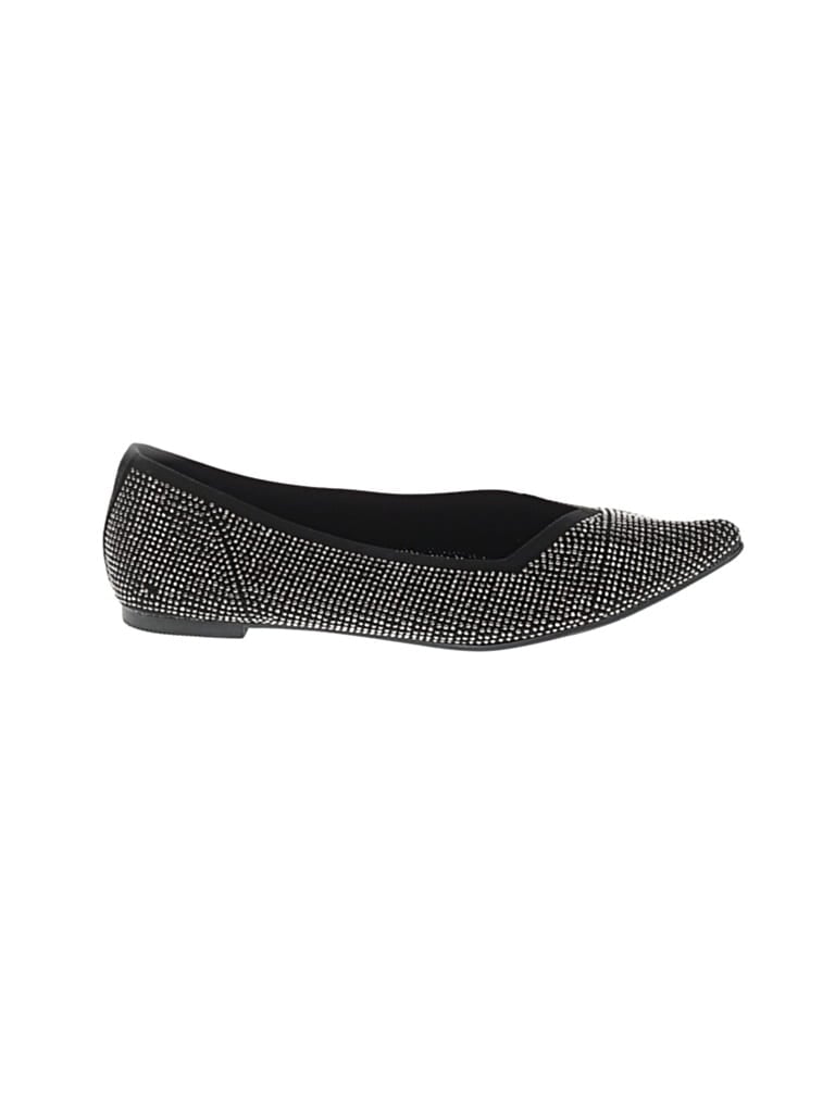 Pre-owned Torrid Flats In Black