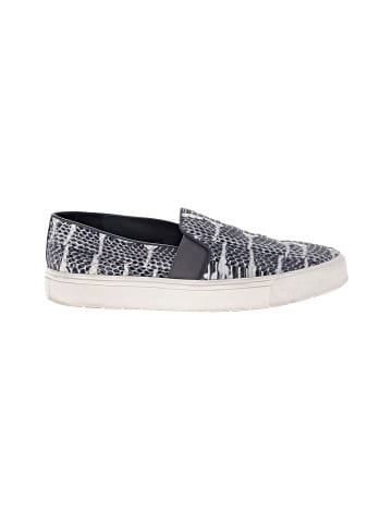 Vince. Sneakers (view 1)