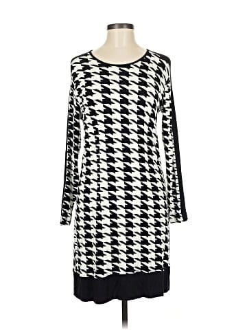 Almatrichi Casual Dress (view 1)
