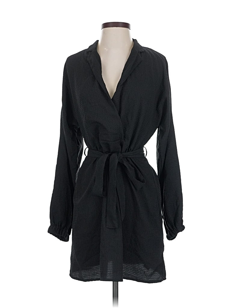 BOOHOO Pre-owned Casual Dress In Black
