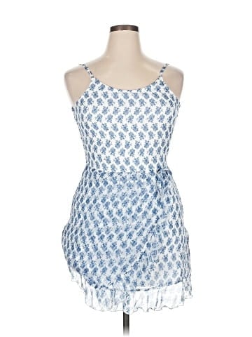 Abercrombie Casual Dress (view 1)