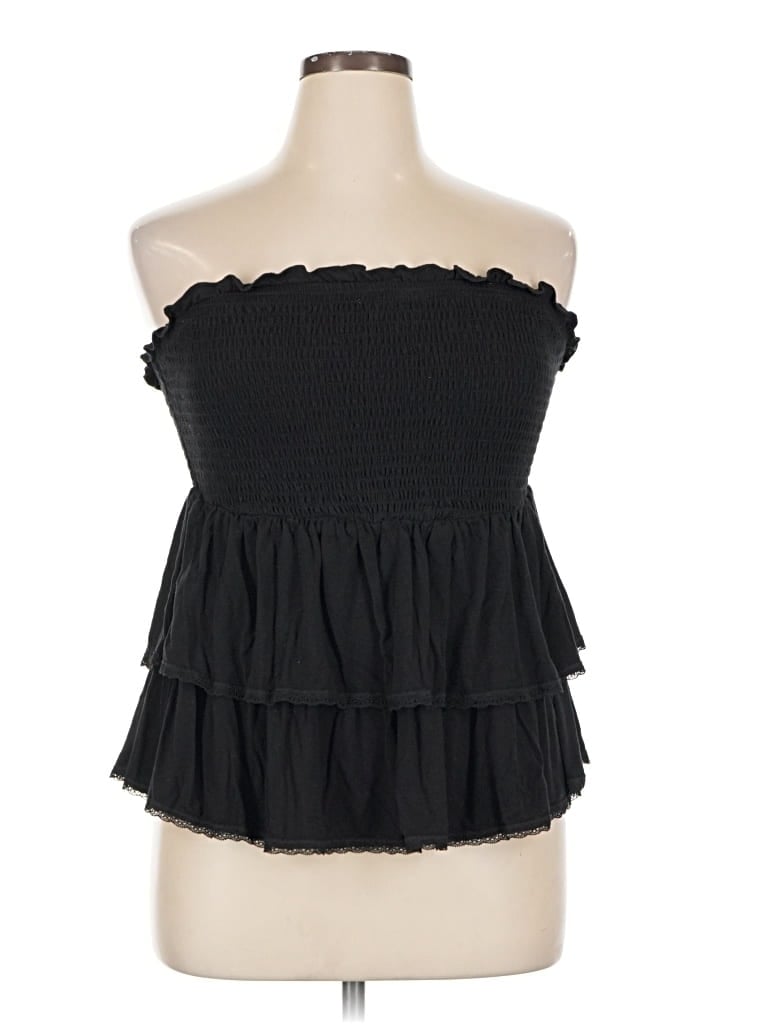 Pre-owned Torrid Sleeveless Blouse In Black