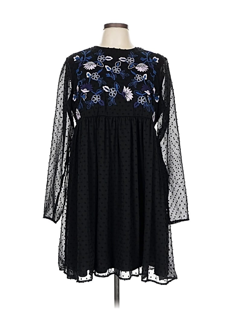 Pre-owned Kaari Blue Casual Dress In Black