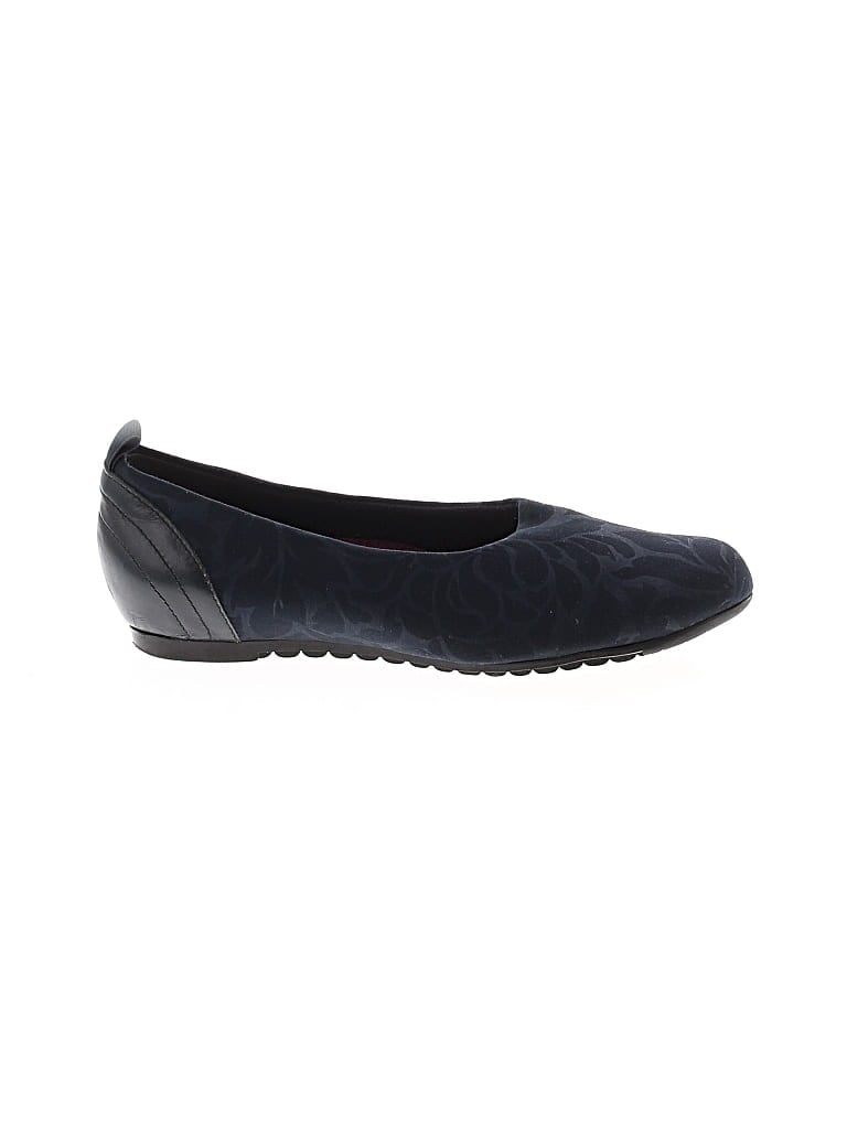 Pre-owned Munro American Flats In Blue