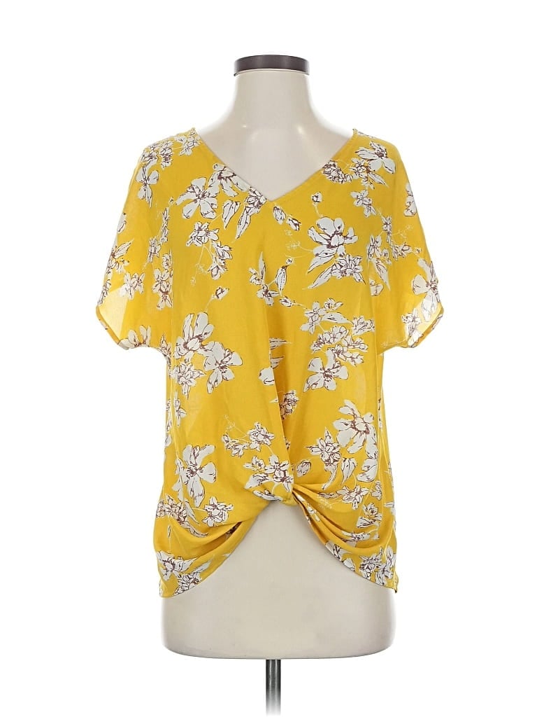 Pre-owned West Kei Short Sleeve T-shirt In Yellow