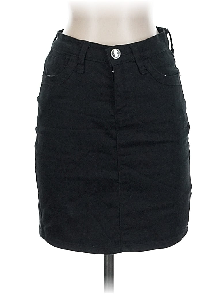 VENUS Pre-owned Casual Skirt In Black