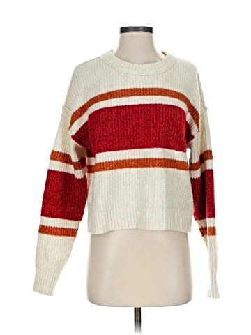American Eagle Outfitters Pullover Sweater (view 1)