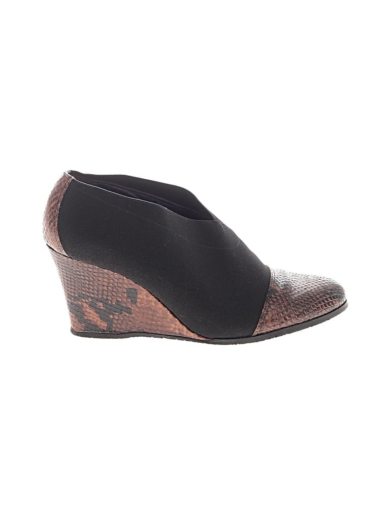 Pre-owned Donald J Pliner Wedges In Black