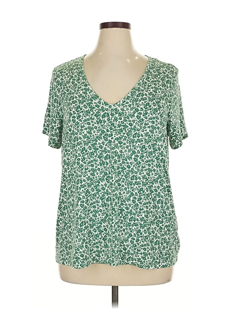 Click to view more detailed imagery on our partner's website Pre-owned Old Navy Short Sleeve Blouse In Green