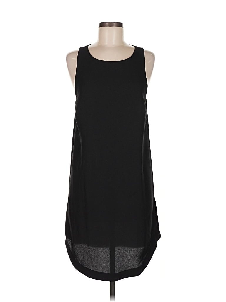 Pre-owned H&m Casual Dress In Black