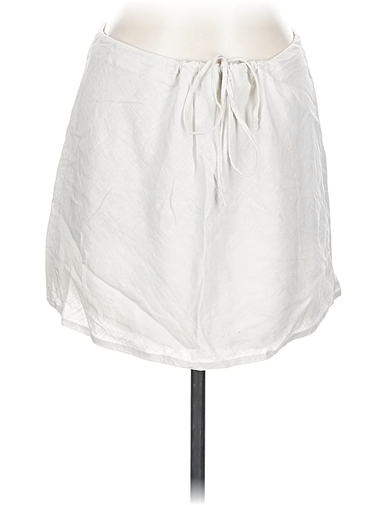 Pre-owned Divided By H&m Casual Skirt In White