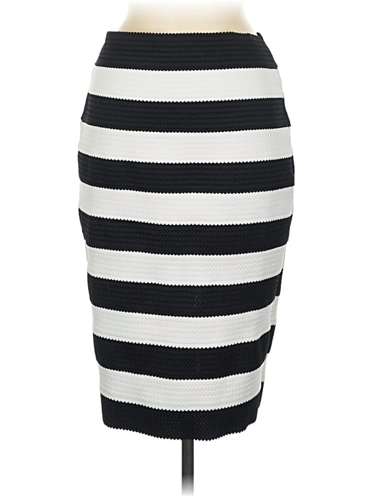 Pre-owned Express Casual Skirt In White