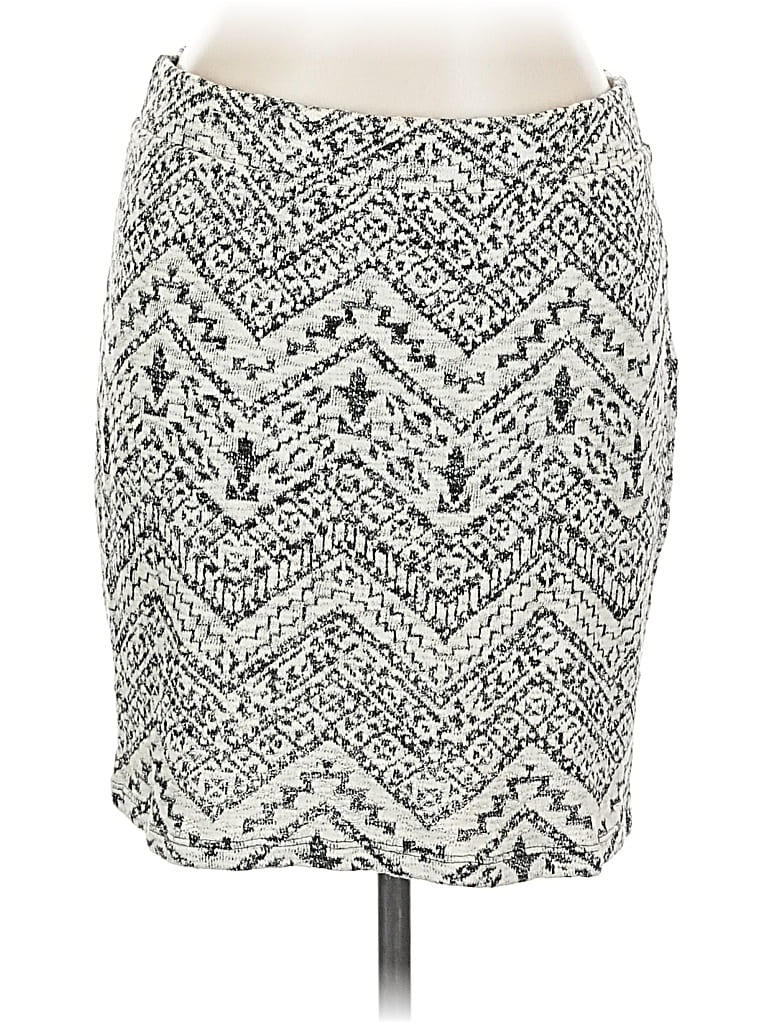 Pre-owned Maurices Casual Skirt In Gray