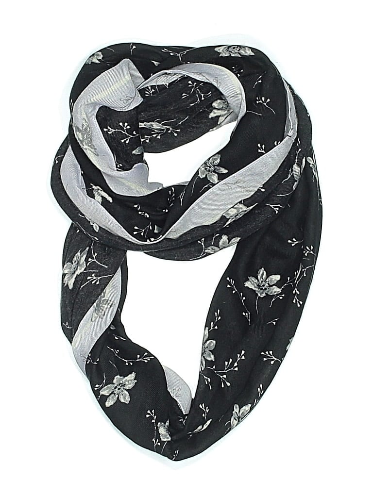 UNBRANDED Pre-owned Scarf In Black