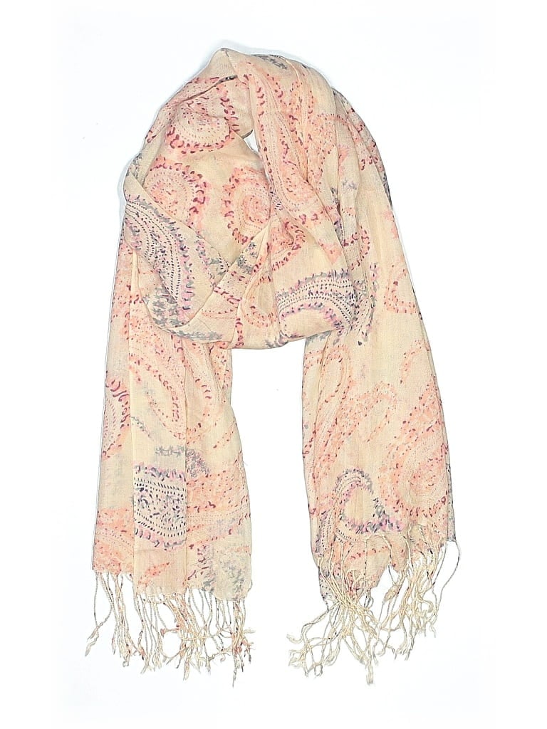 UNBRANDED Pre-owned Scarf In White