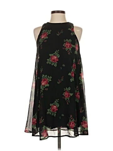 Abercrombie & Fitch Cocktail Dress (view 1)
