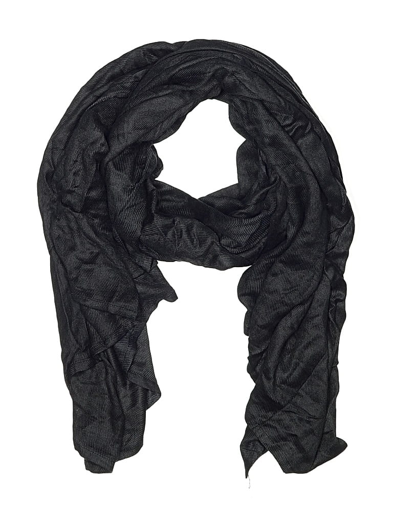 Click to view more detailed imagery on our partner's website Pre-owned Brookstone Scarf In Black