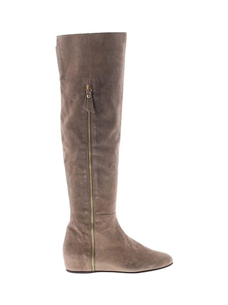 Pre-owned Stuart Weitzman Boots In Gray