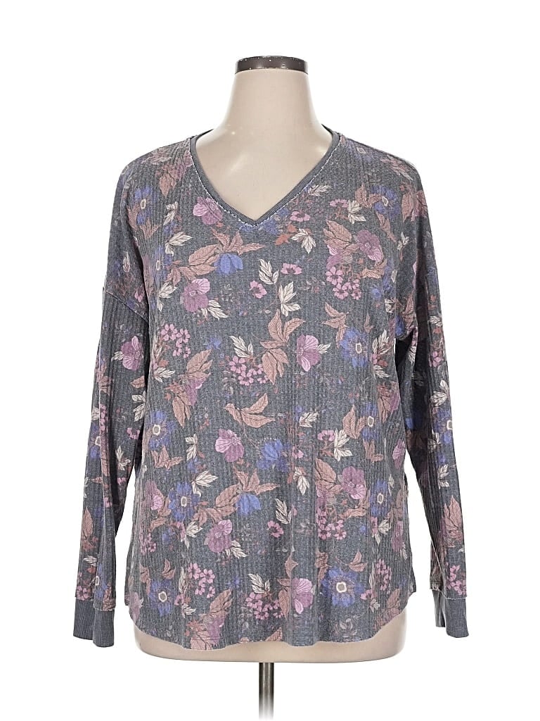 Pre-owned Cato Long Sleeve T-shirt In Gray